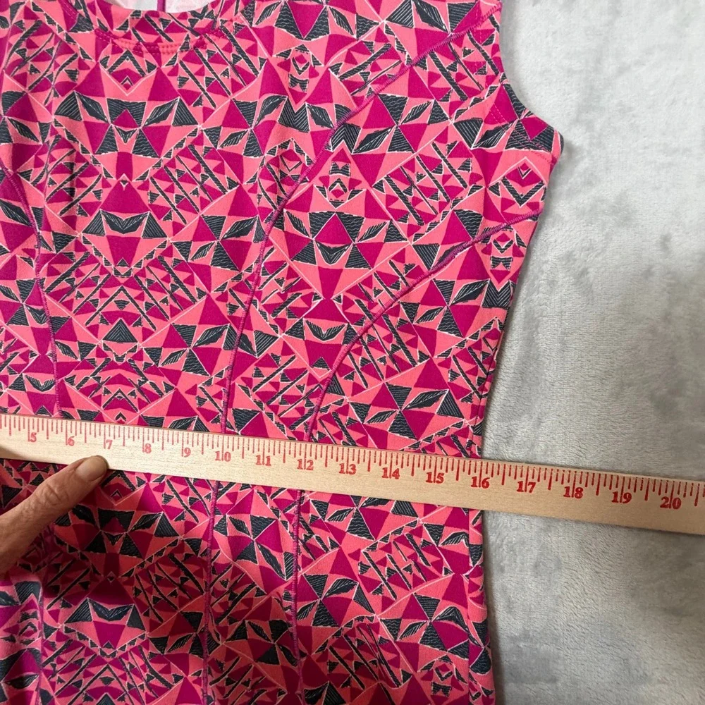 Title Nine Dream Dress Womens Medium Pink Geometric Print Zip Pocket‎ Cap Sleeve